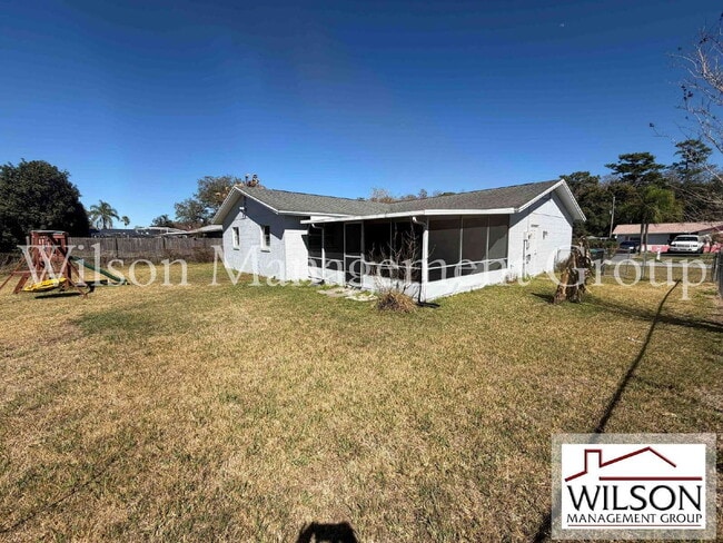 Building Photo - 1016 Malaga St