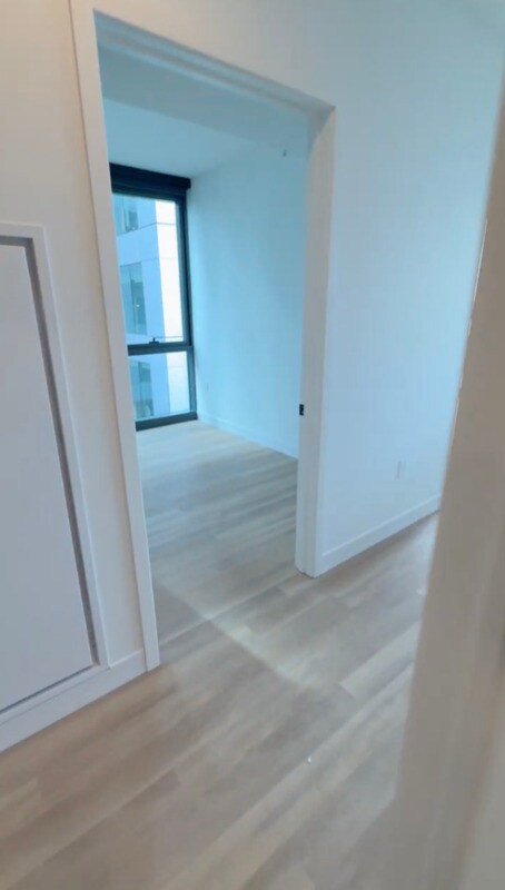 Building Photo - 224 N Ada St