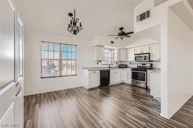 Building Photo - 520 Arrowhead Trail