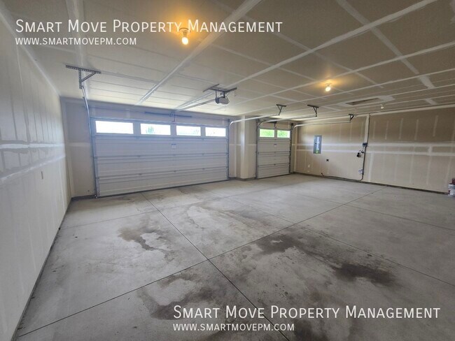 Building Photo - 7529 W Snowberry Dr