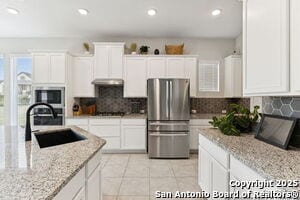 Building Photo - 462 Vamanos