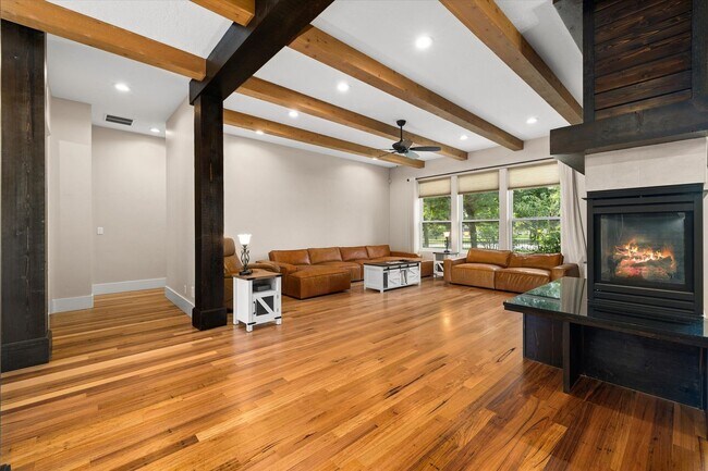 Building Photo - Luxury Furnished 4-Bedroom Home in Eagle's Bella Terra Neighborhood