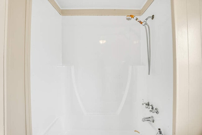 Building Photo - 248 2nd Ave