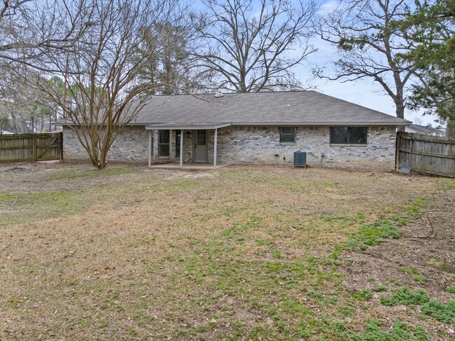 Building Photo - 2533 Green Hill Rd