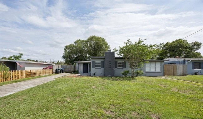 Building Photo - 6036 Dogwood Dr