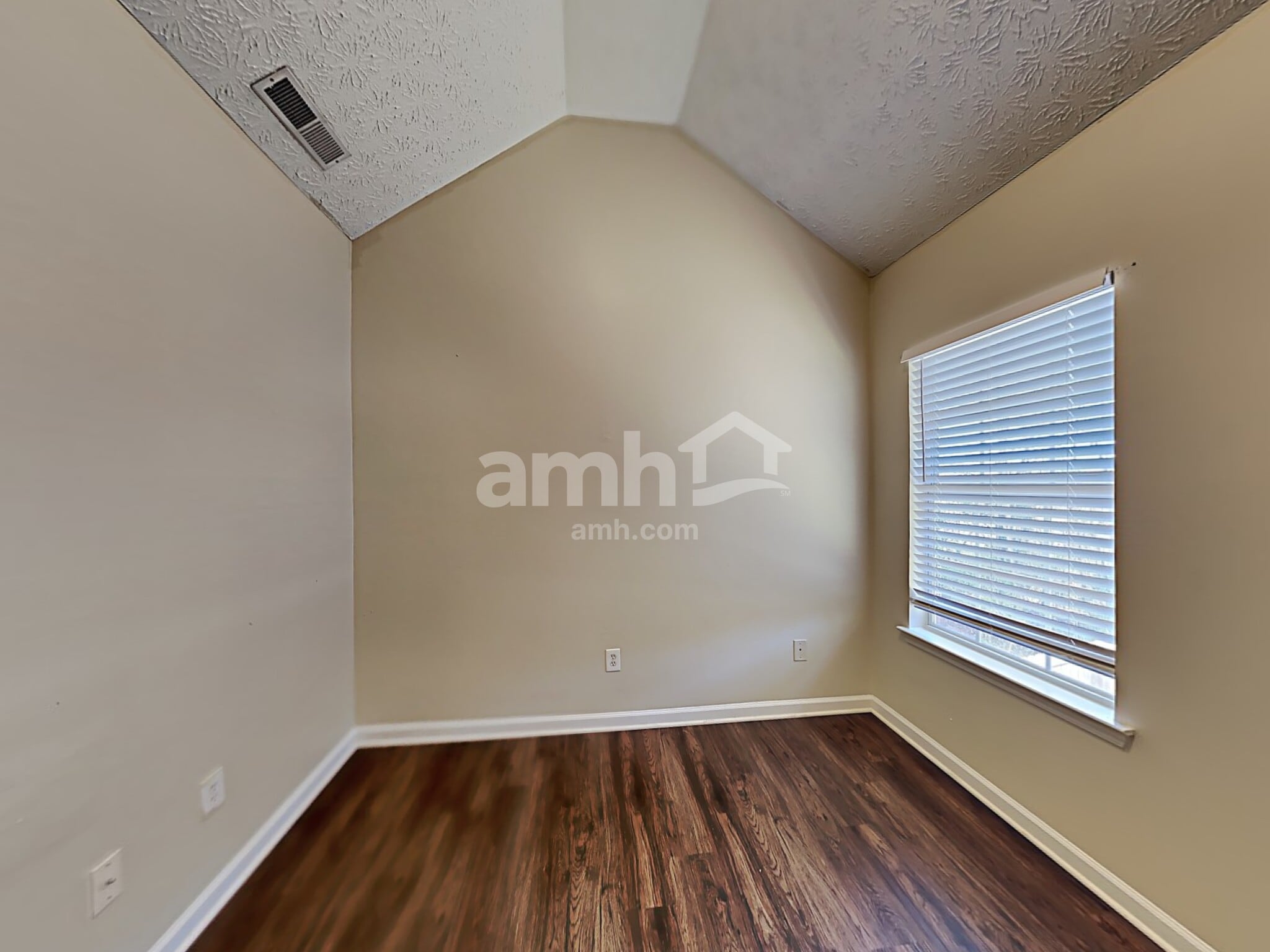 Building Photo - 1130 Saint Phillips Ct