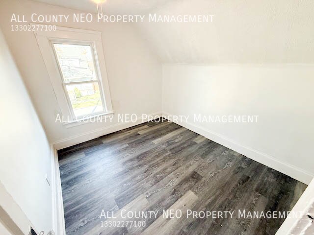 Building Photo - 4007 Behrwald Ave