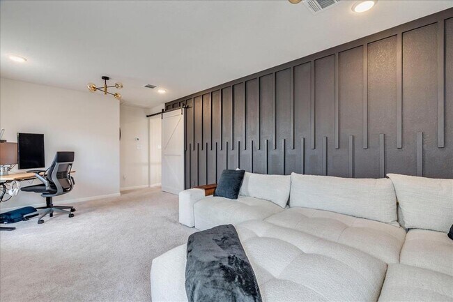 Building Photo - 4513 Lucabella Ln