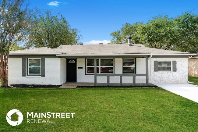 Building Photo - 317 Worthy St