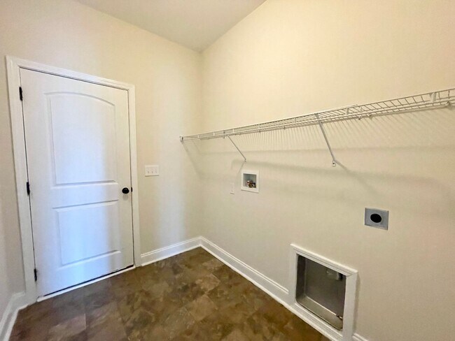 Building Photo - Emanuel Creek Subdivision