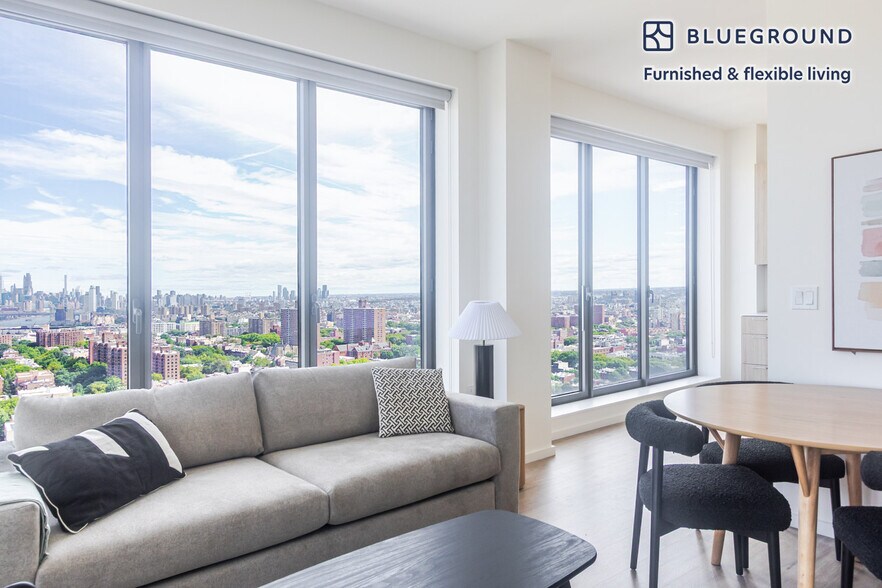 Building Photo - 545 Vanderbilt Ave