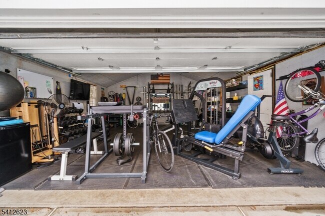 Building Photo - 92 Myrtle Ave