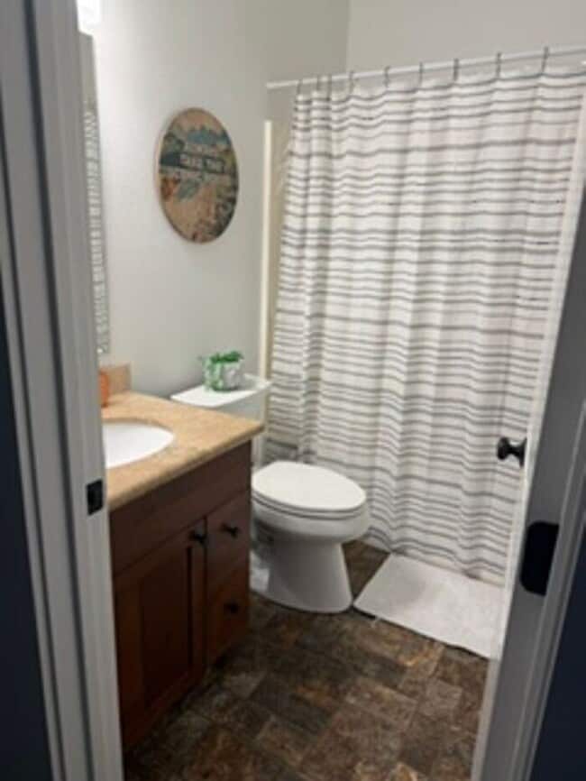 Building Photo - Immaculate West Meridian Home