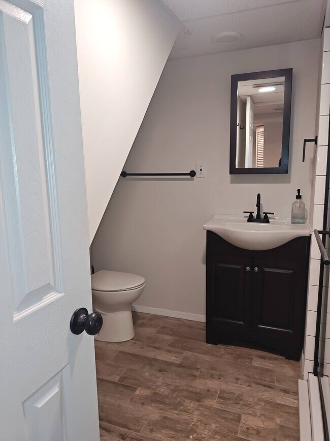 Building Photo - 2354 N Wading River Rd