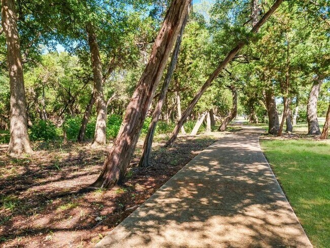Building Photo - 12887 Westhaven Oak Dr
