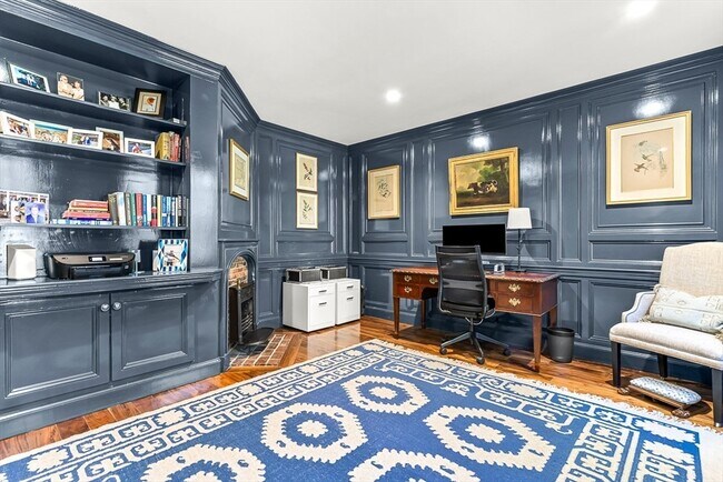 Building Photo - 2 Phillips Pond Rd