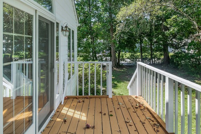 Building Photo - 177 Puritan Dr