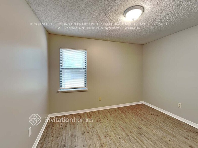 Building Photo - 8096 Kilwinning Ln