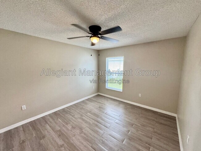Building Photo - 1011 Morvan Ln