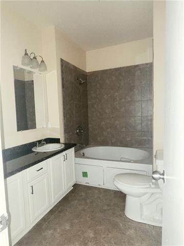 Building Photo - 5516 Montegut Dr