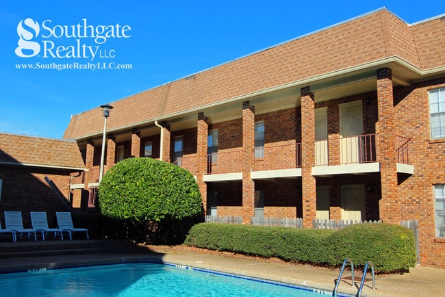 Building Photo - Hardy Manor Apartment Homes