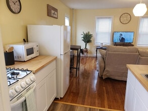 Building Photo - 59 Dartmouth Ave