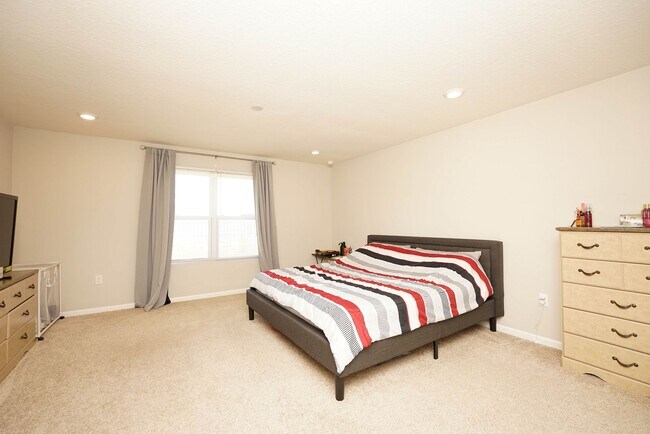 Building Photo - 904 Merganser Way