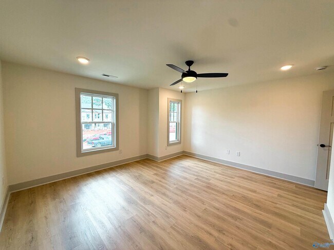 Building Photo - 99 SW She Oak Dr
