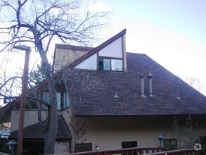 Building Photo - Peace & Quiet in West Boulder, 2nd & Spruc...