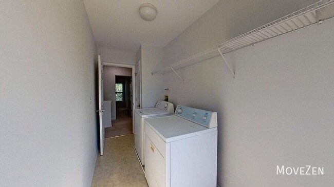 Building Photo - 5 Friendsplot Cv