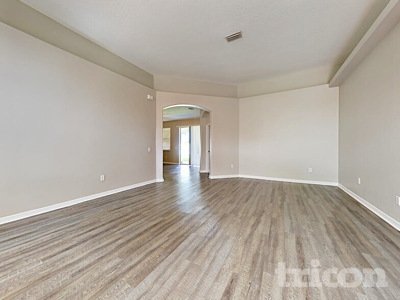 Building Photo - 11417 Callaway Pond Dr