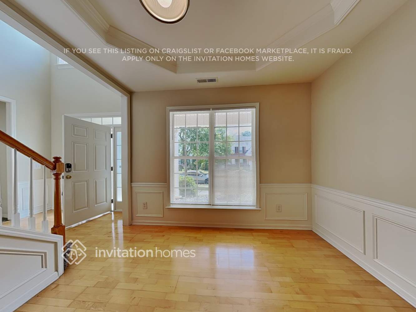 Building Photo - 5304 Granada Hills Dr