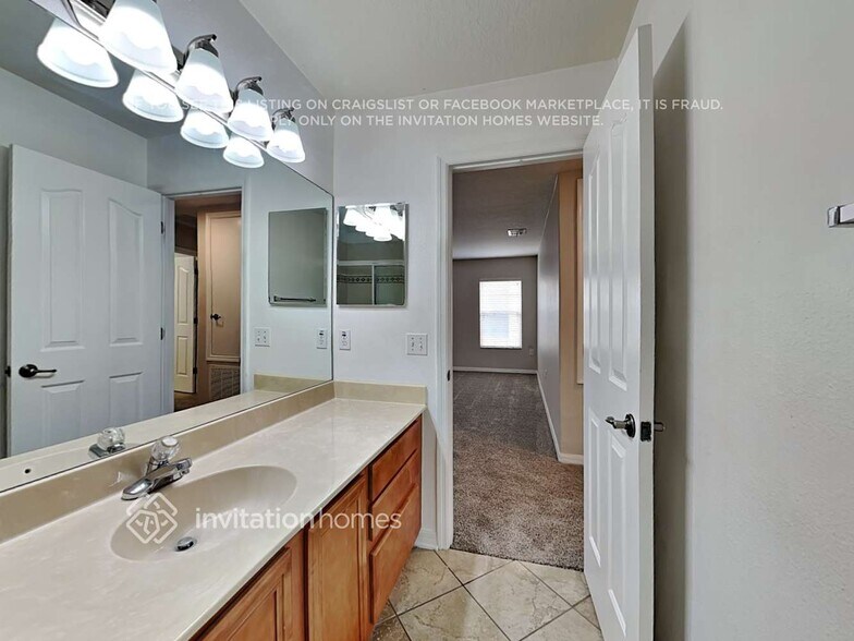 Building Photo - 3450 Tarbolton Way
