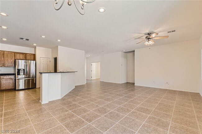 Building Photo - 2206 Bensley Street