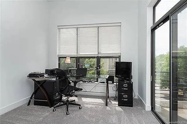 Building Photo - 3206 Noda Blvd