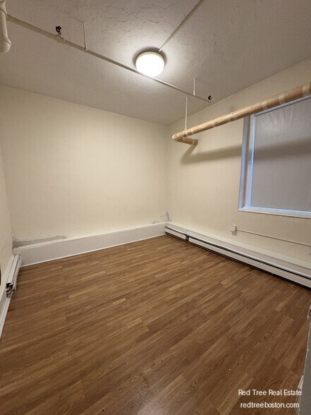 Building Photo - 1144 Commonwealth Ave