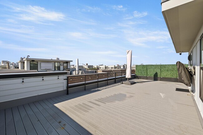 Building Photo - 297 Auden Ave