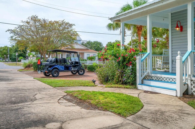 Building Photo - 4431 Luke Ave