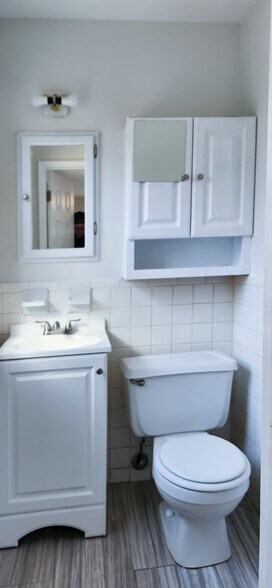 Building Photo - 4440 Turquoise Dr