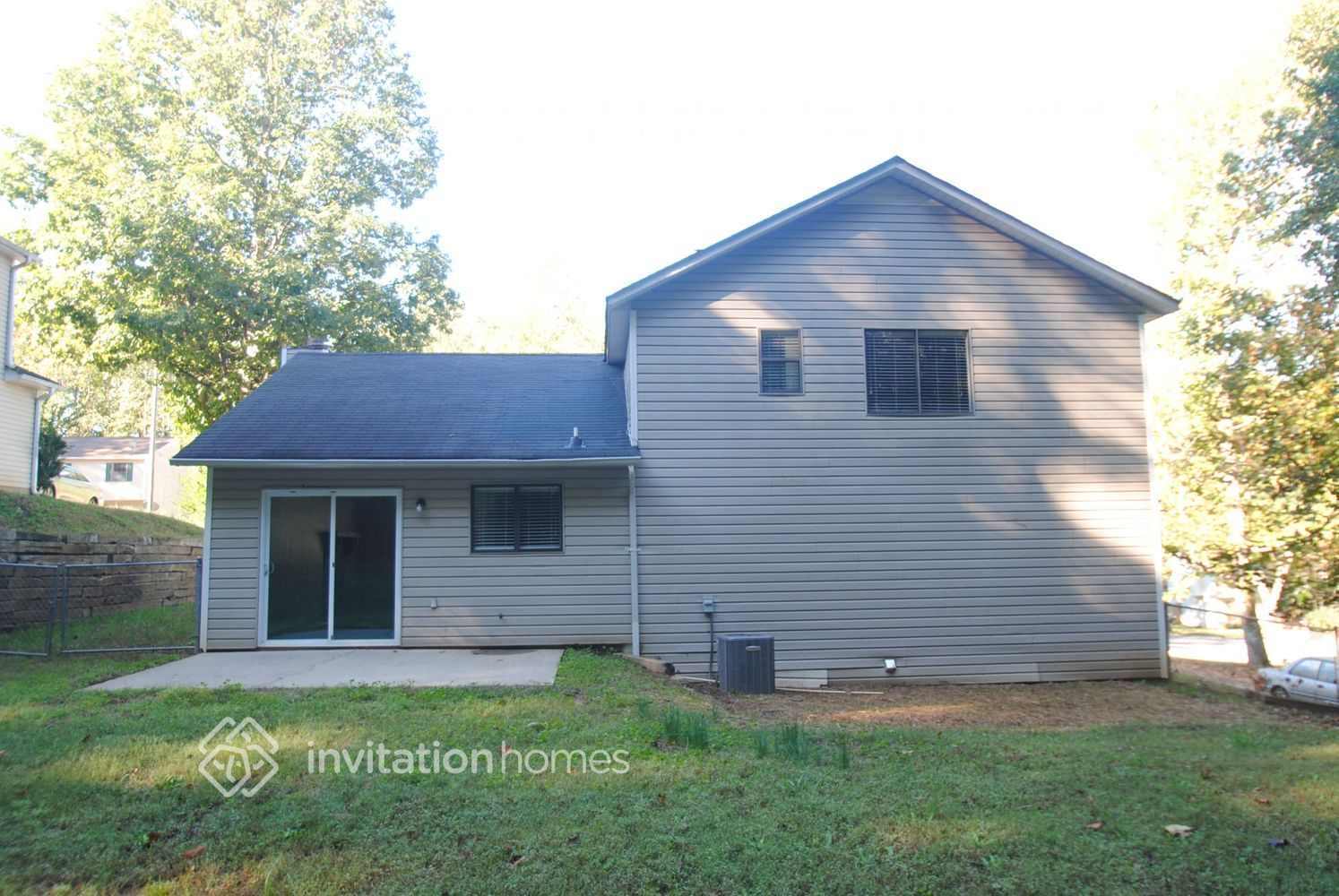 Building Photo - 5255 Sugar Crest Dr