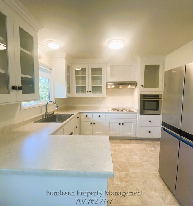 Building Photo - 77 Sunny Hill Dr
