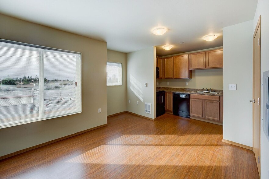 Interior Photo - DubSea Apartments