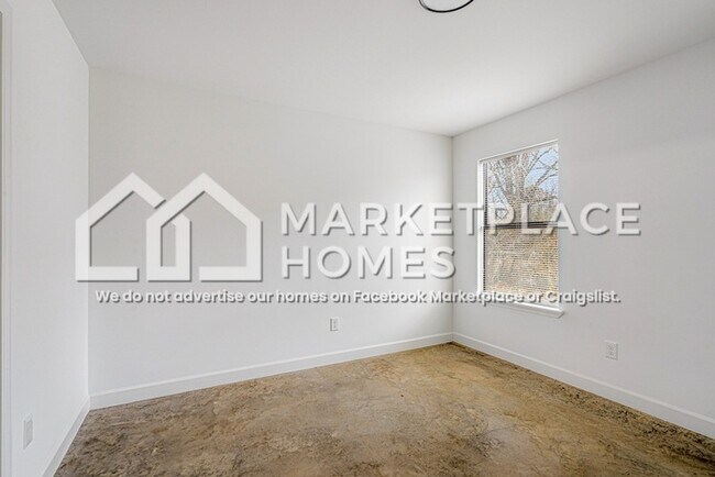 Building Photo - 1367 Chadwick Cir