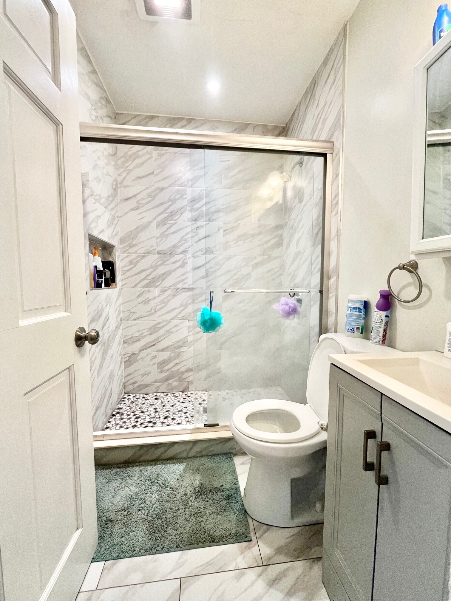 Building Photo - 84 Day St