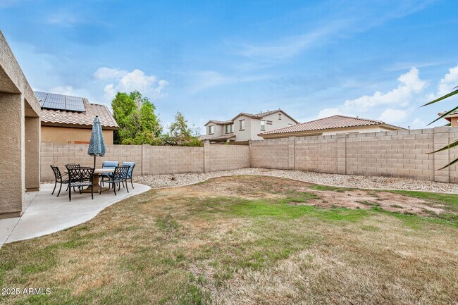 Building Photo - 305 S 165th Dr