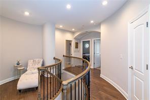 Building Photo - 121 Via Roma