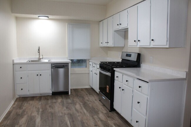 Building Photo - HARRAH! At Last!