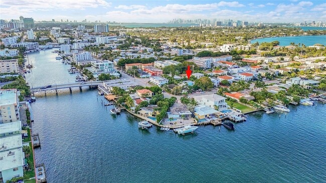 Building Photo - 618 86th St