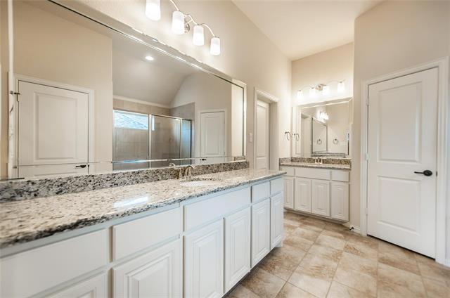 Building Photo - 287 Moorland Dr