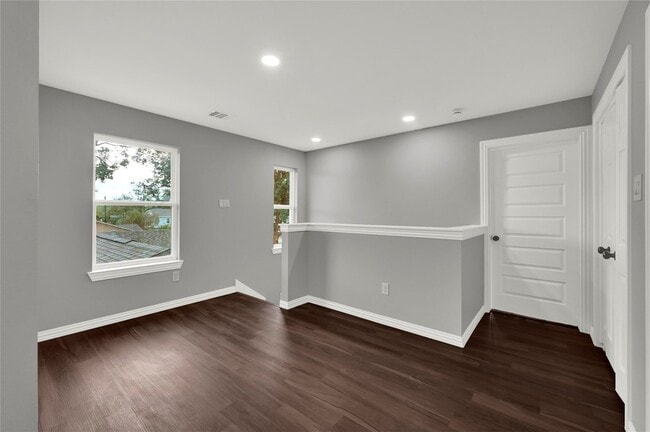 Building Photo - 8029 Ritz St